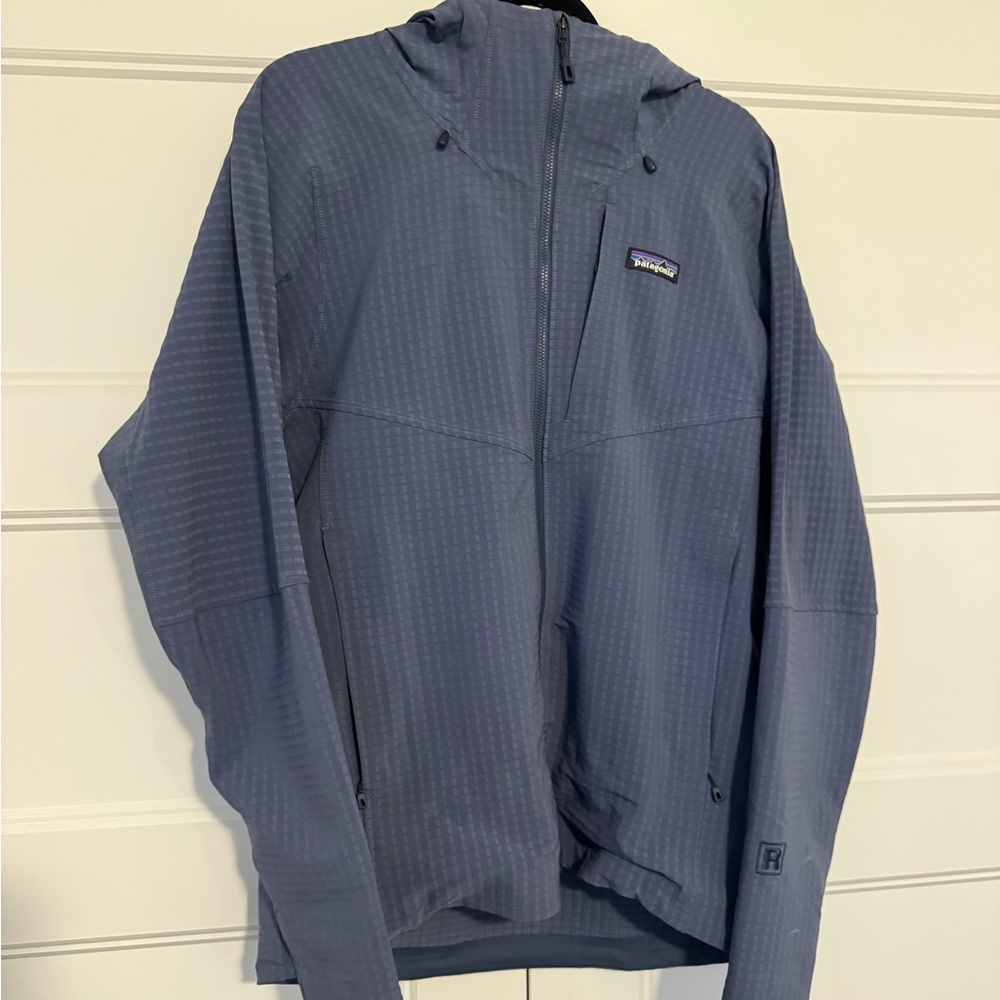 Patagonia Men's Gray Performance Jacket